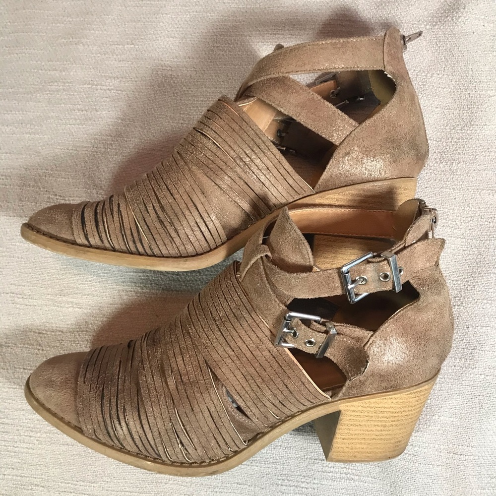 3/$20 Altar’d State Leather/Suede Booties Buckle